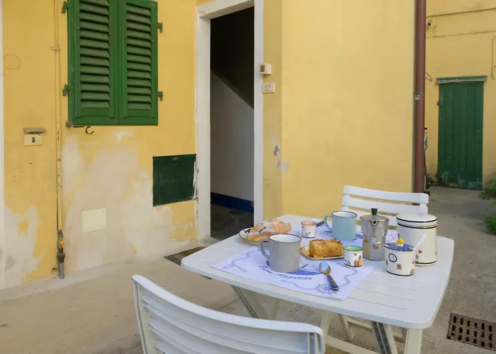Vakantiehuis Il Cortile Nel Centro By Interhome Follonica